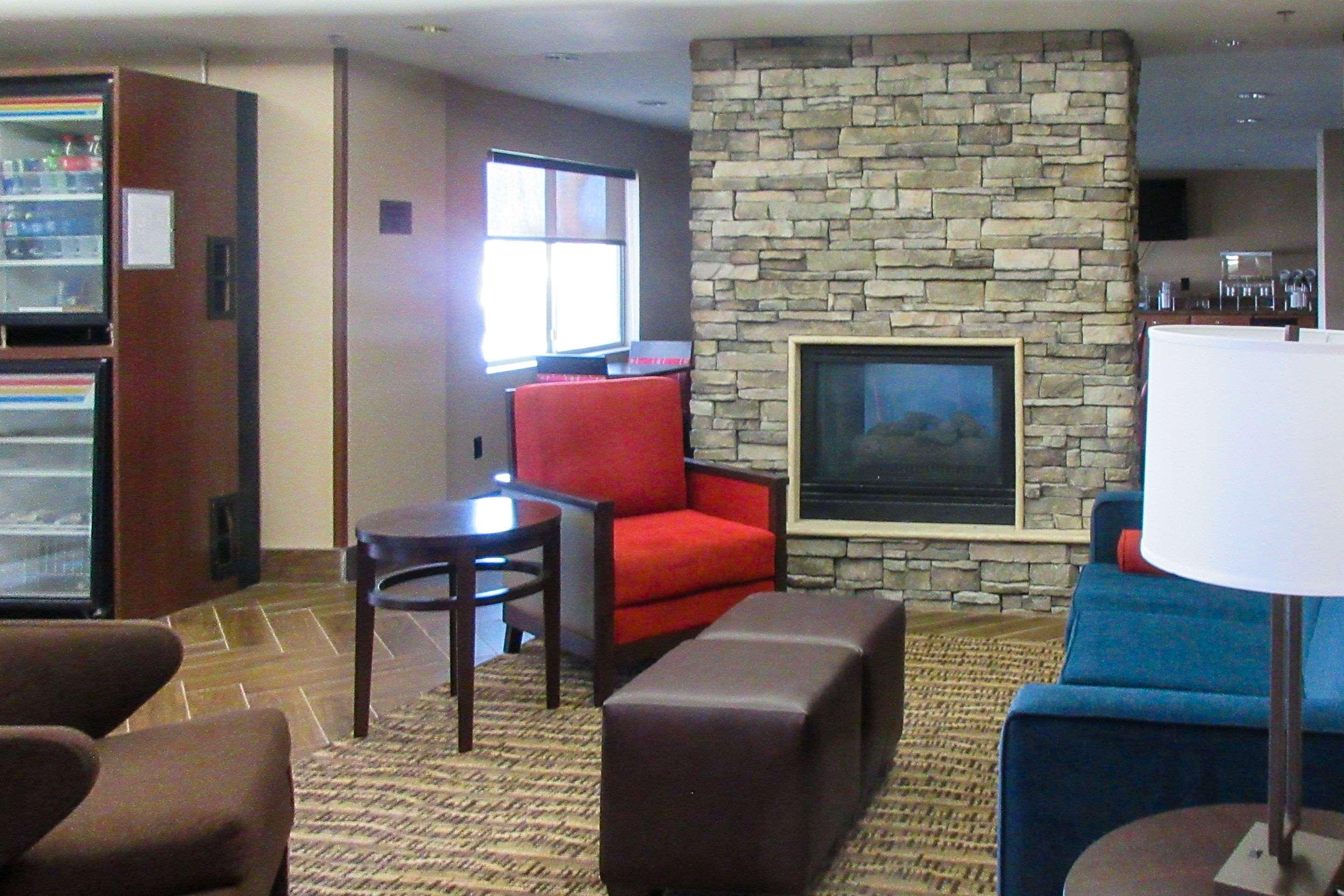 Comfort Inn & Suites Phoenix North - Deer Valley Zewnętrze zdjęcie